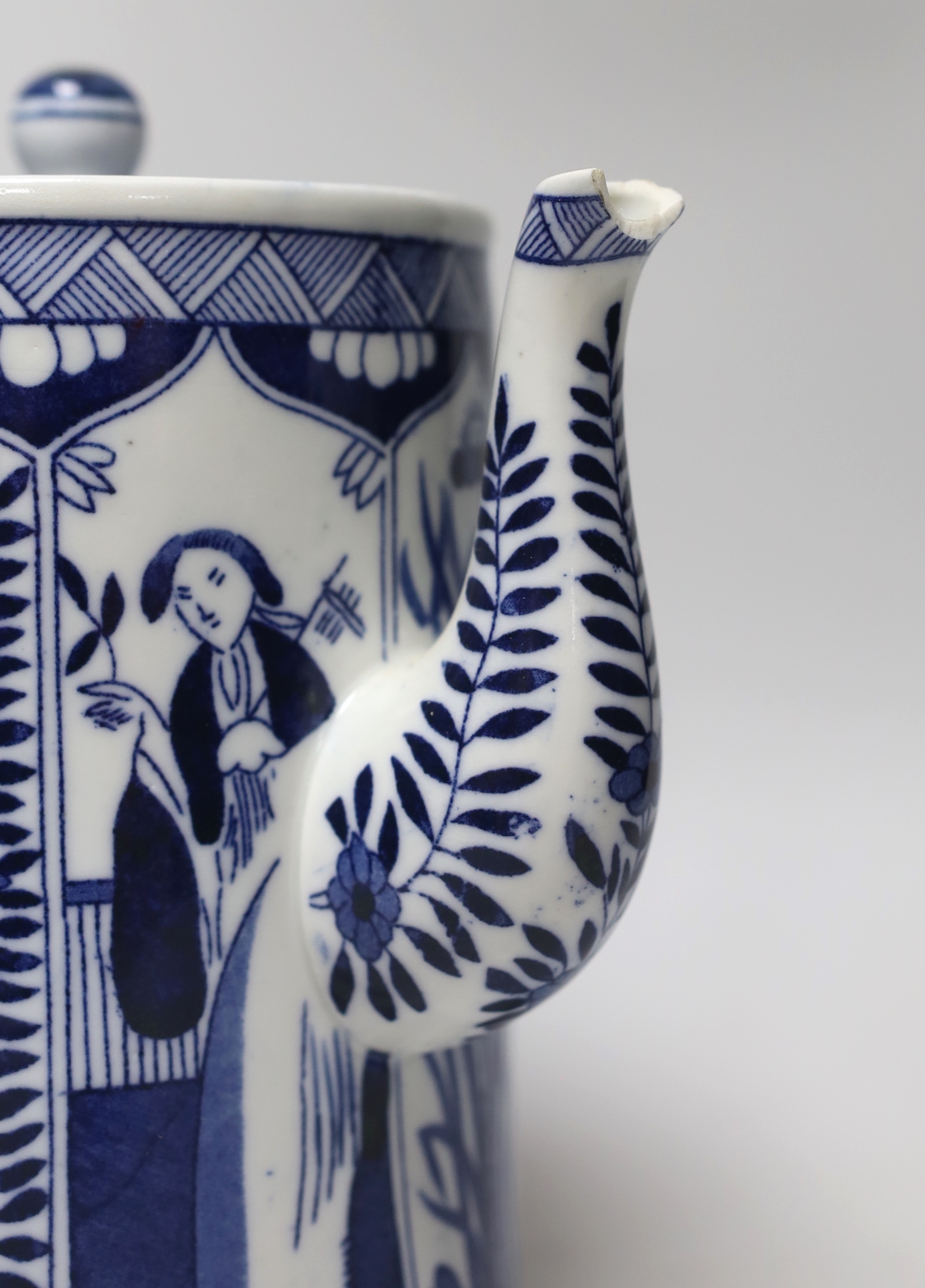 A Chinese style blue and white chocolate pot, 21cm
